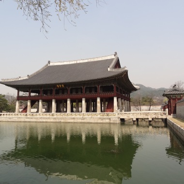 Gyeonghoeru, a 48-pillar pavilion overlooking a lake, was used for state banquets.